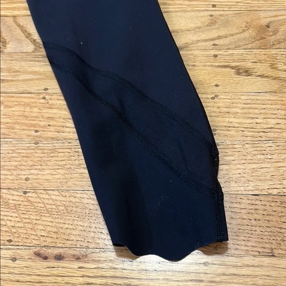 Lululemon Wunder Under Crop II Roll Down Scallop Full-On Luxtreme 24" Black - Picture 9 of 9